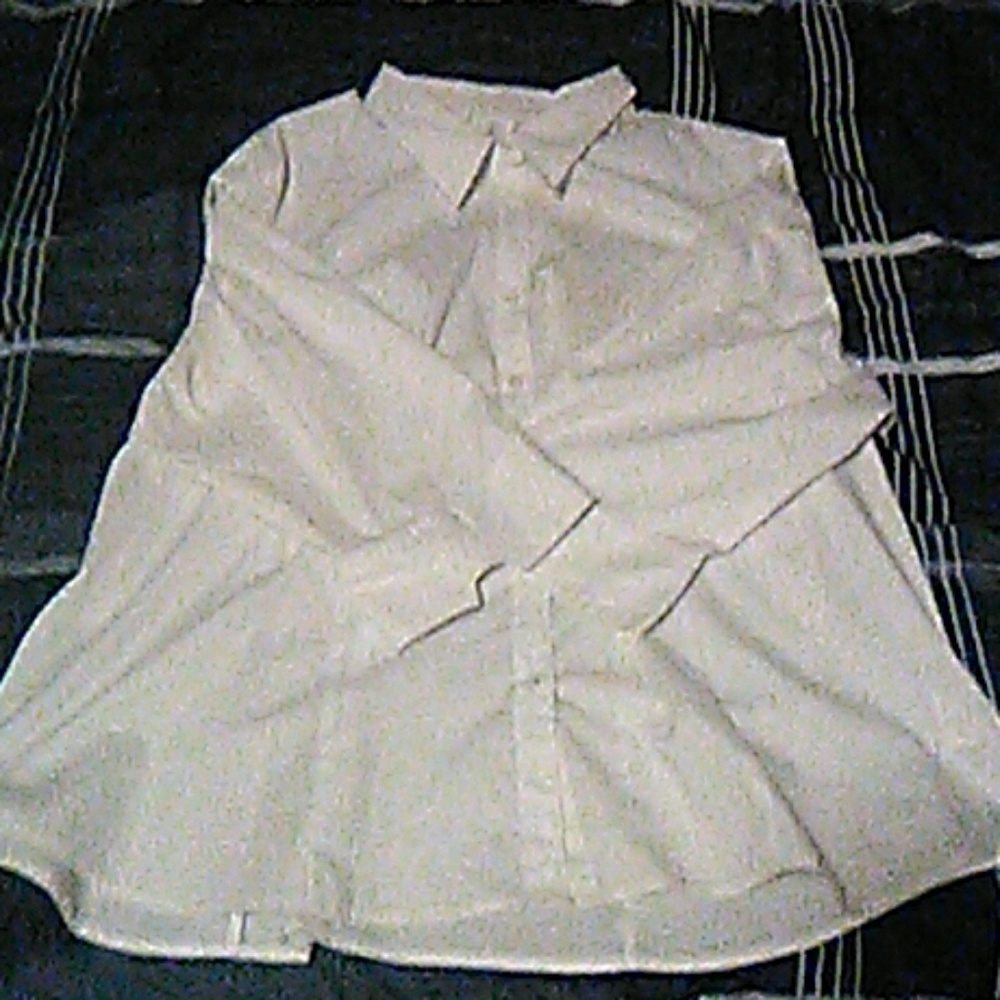 Womens 3/4 sleeve button up